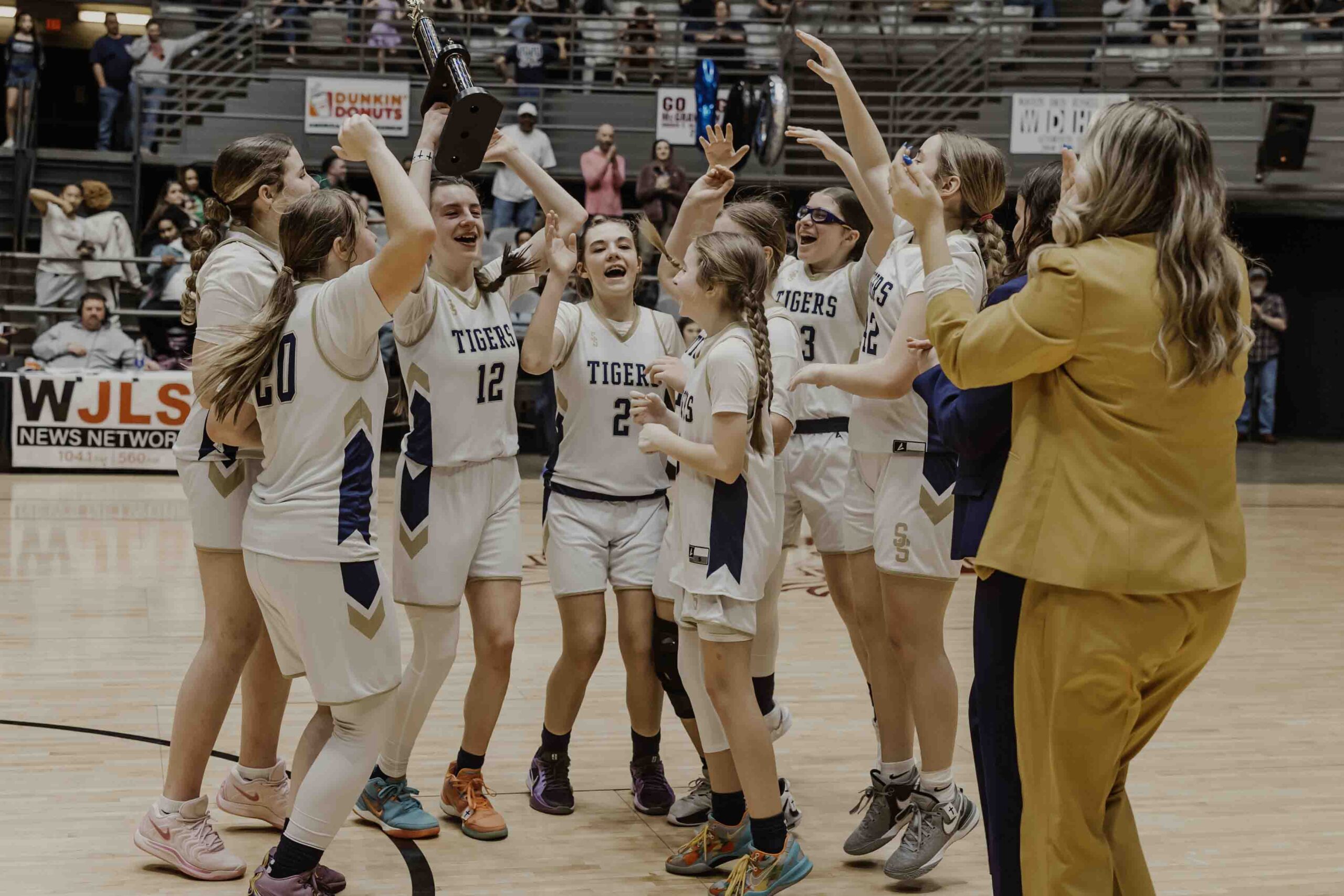 Gallery: Shady Spring Middle girls claim county title