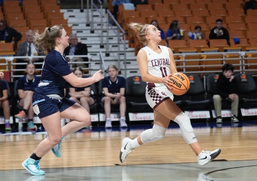 Girls State Tournament: Blake scores 37 as No. 1 Wheeling Central pulls away from Philip Barbour late