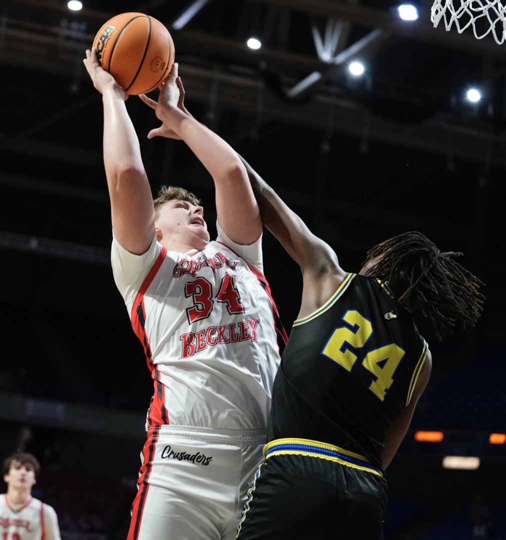 Boys State Tournament: Fitzwater and defense lead Crusaders to Class A semis