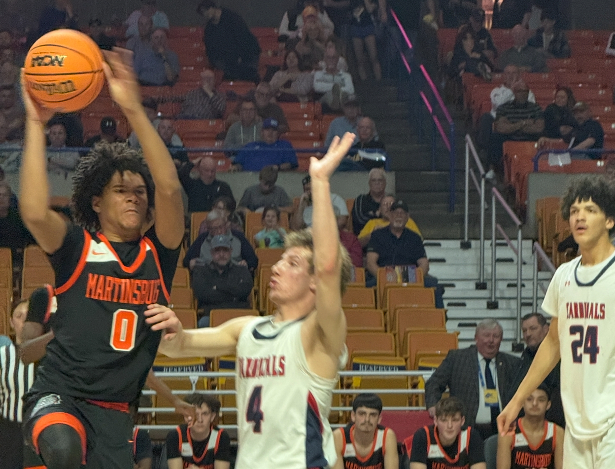 Boys State Tournament: Spring Mills pulls away from upset-minded Martinsburg