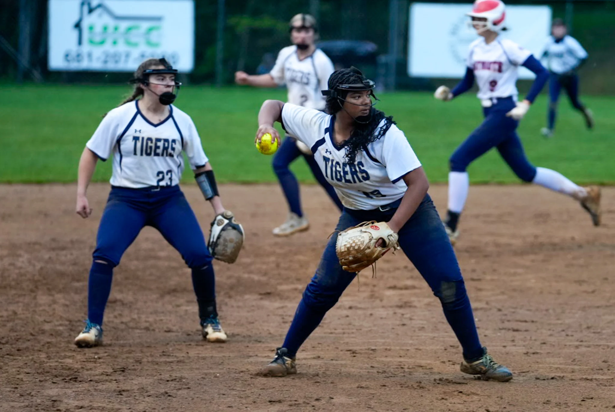 Sectional Softball: Shady jumps on Independence, forces decisive game for title