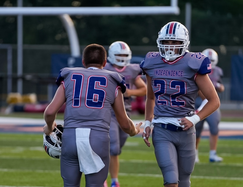 Prep Football: Eight sacks, four turnovers propel Class AA No. 2 Independence past Class AAA No.3 Herbert Hoover