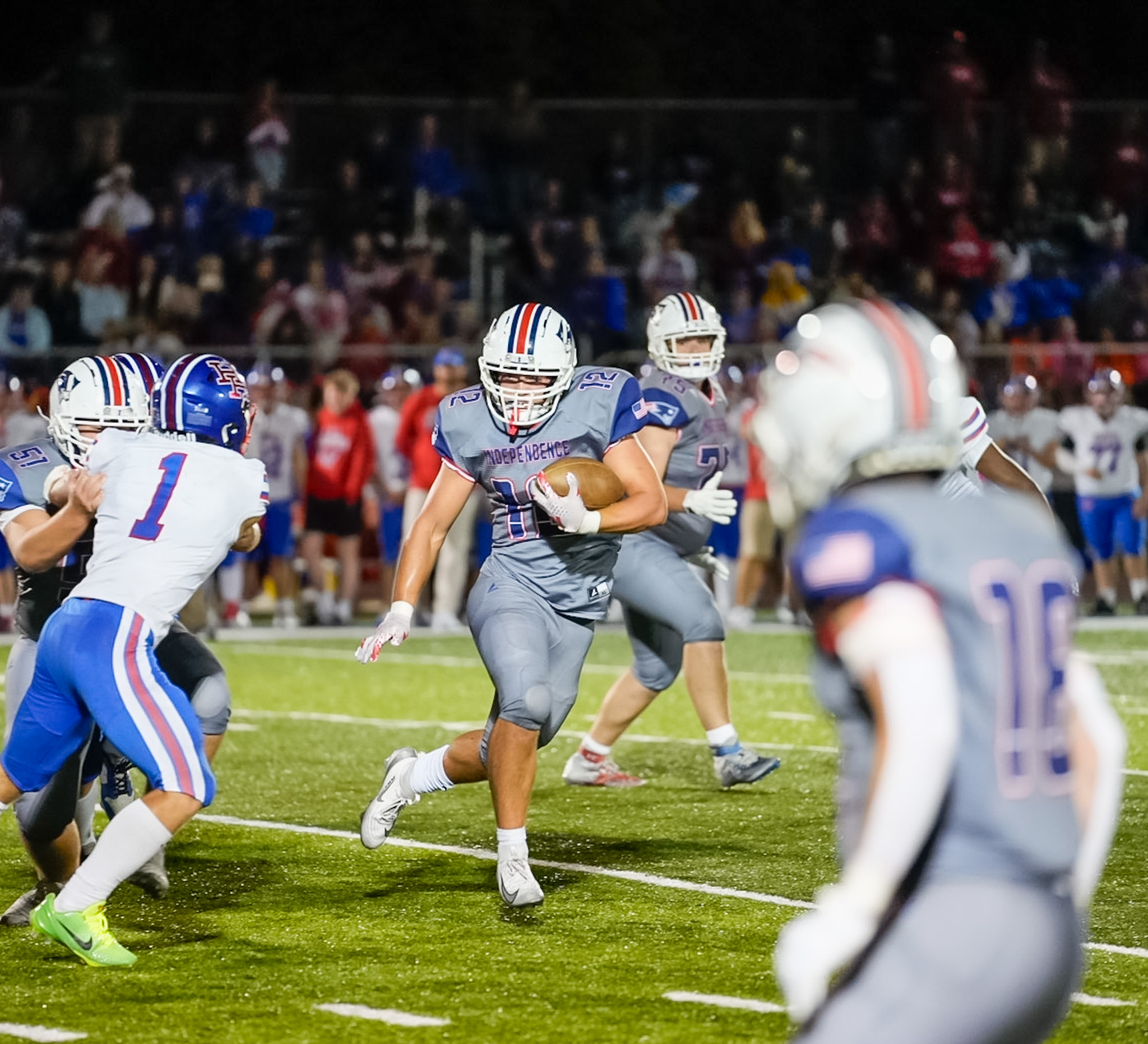Prep Football: Nelson and Green pass 200-yard mark as Independence moves to 3-0