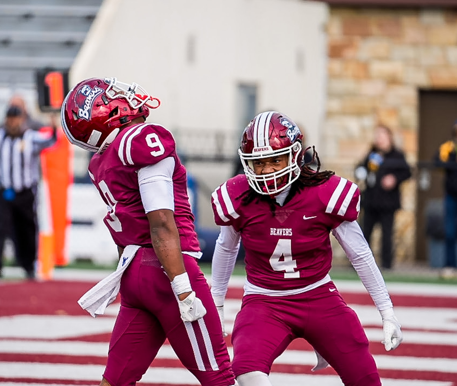 Prep Football: Bluefield dominates Oak Glen, rolls into Class AA quarterfinal matchup with Midland Trail