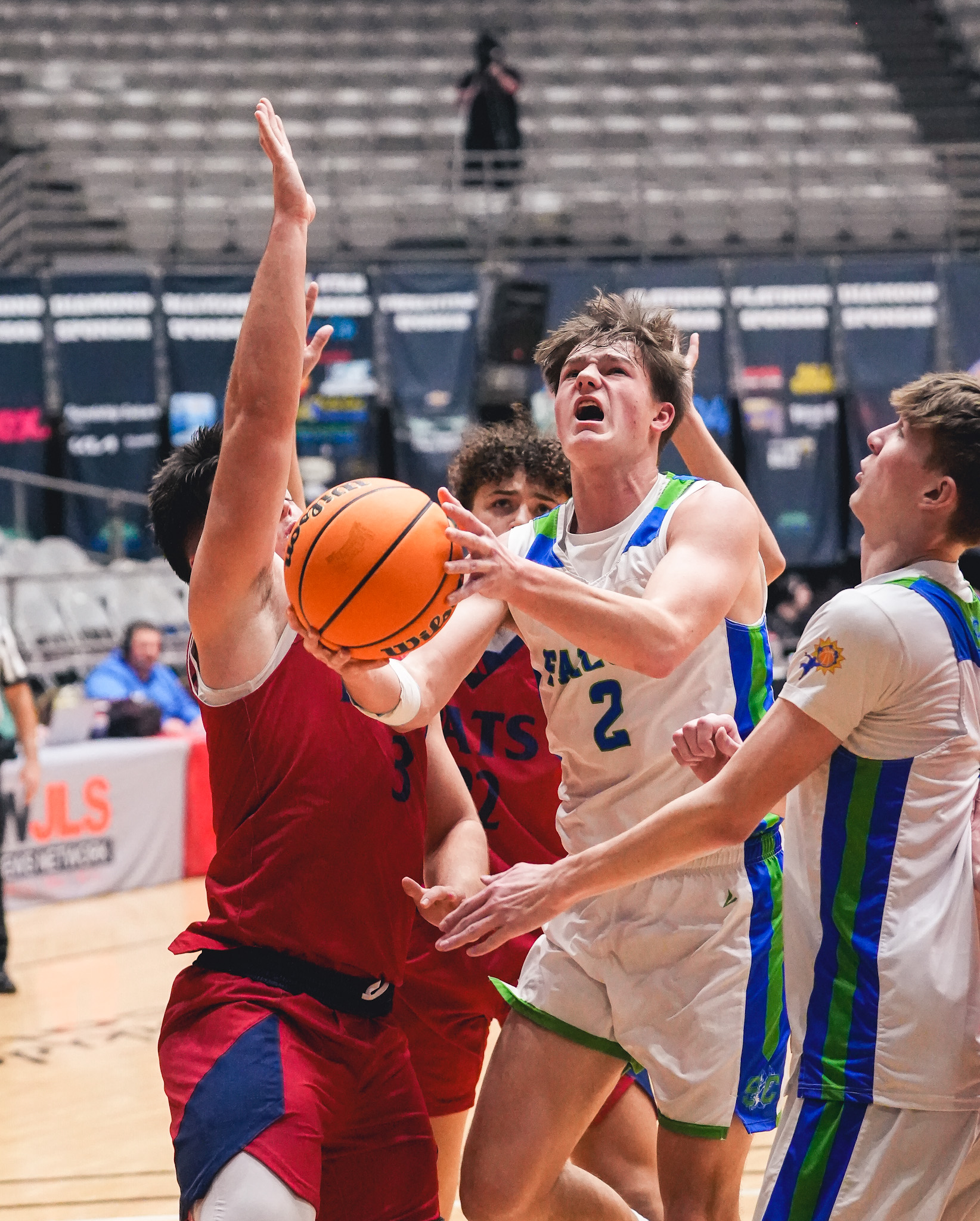 Prep Basketball: Summit blisters nets in win over Independence