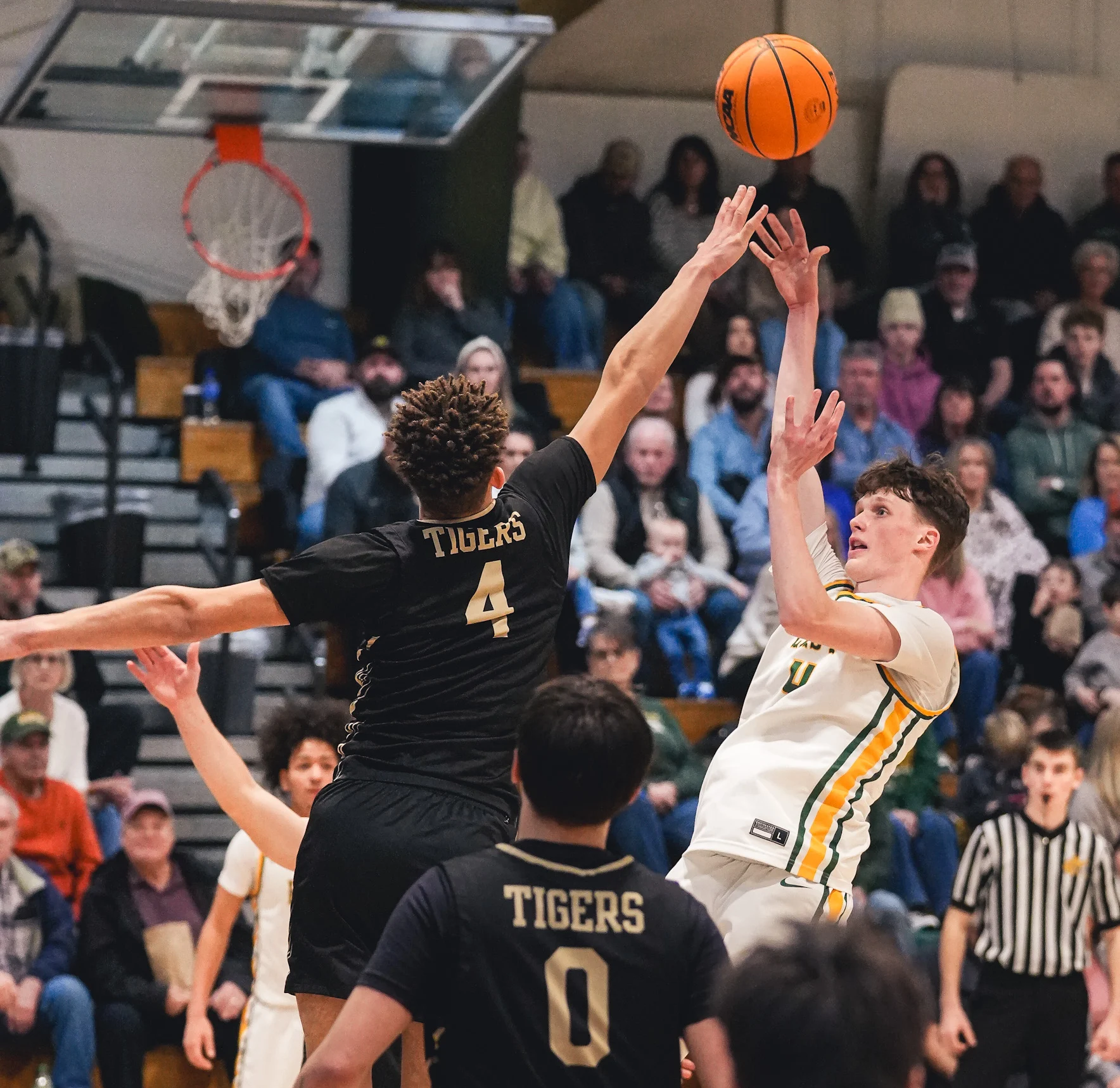 Prep Basketball: Greenbrier East rallies late to squeeze past Shady