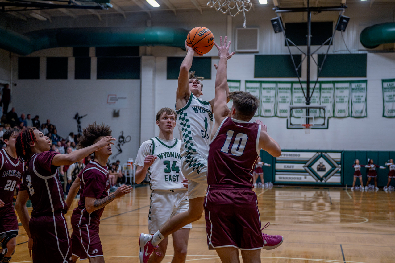 Prep Basketball: Wyoming East survives titanic clash with Bluefield