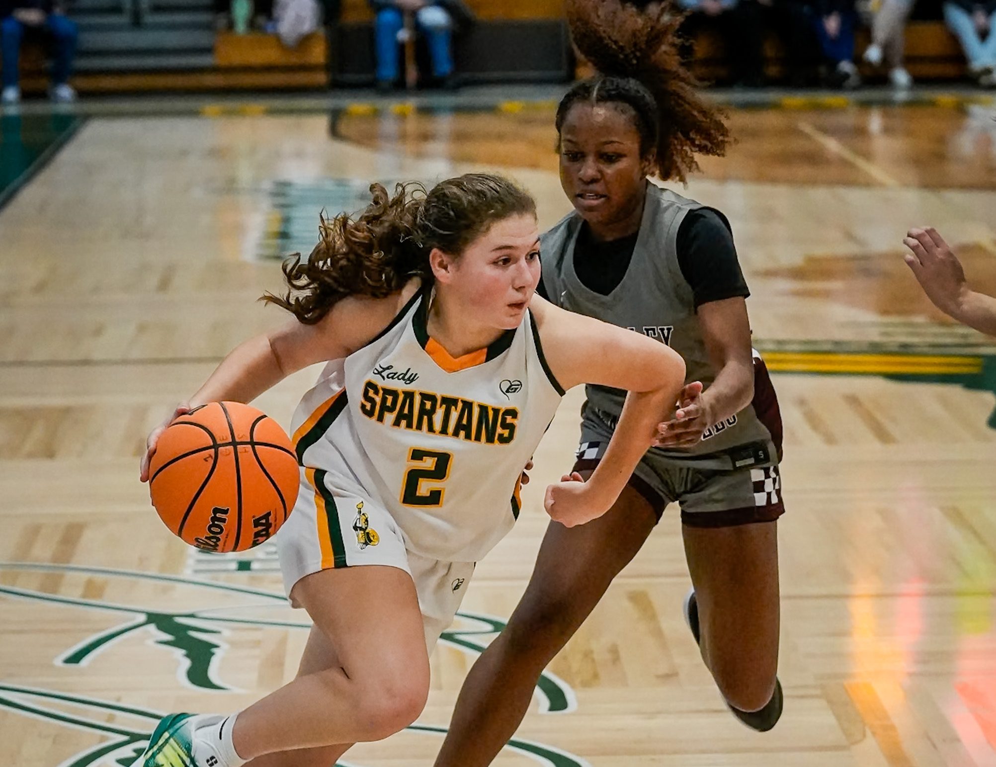 Girls Basketball Roundup: Stewart scores 1,500th career point, Indy wins in return to action