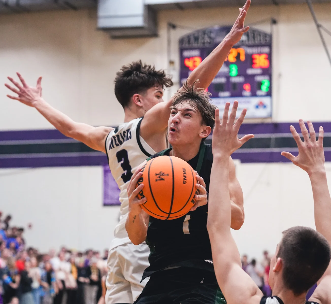 Prep Basketball: Strong fourth quarter again leads Wyoming East past James Monroe