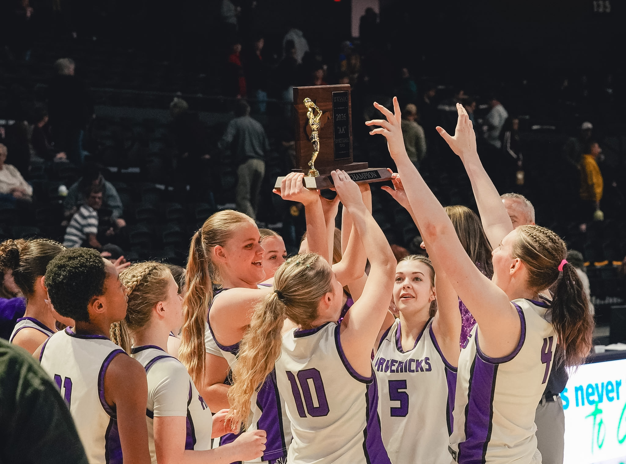 Orange ya glad we won? James Monroe dominates Williamstown to claim first title since 2002